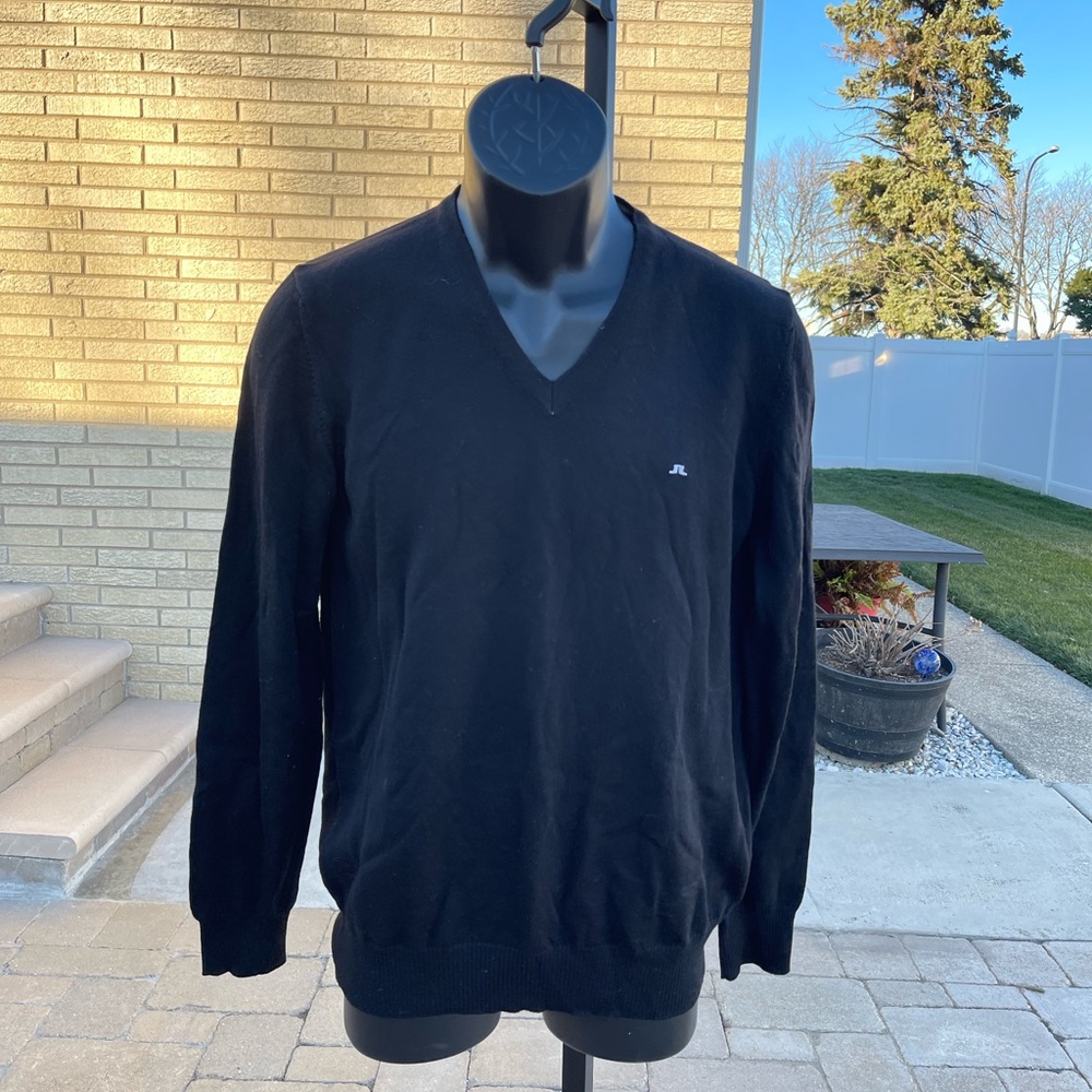 J. Lindeberg  black sweater size M